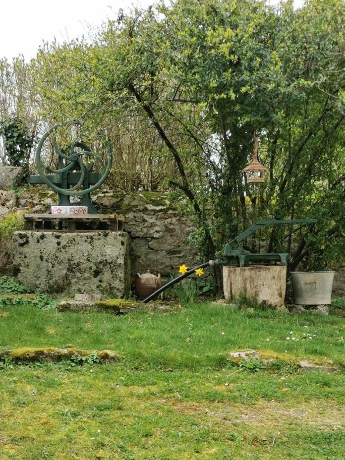 Vila Chez Norbert Quarré-les-Tombes Exteriér fotografie